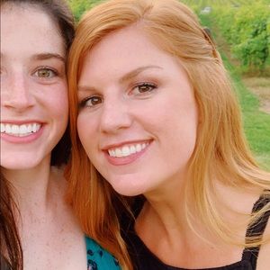 Meet your Posher, Olivia